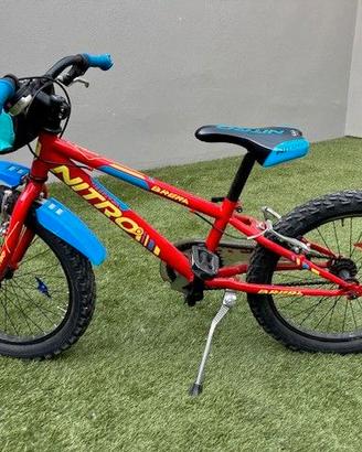 bicicletta mountain bike