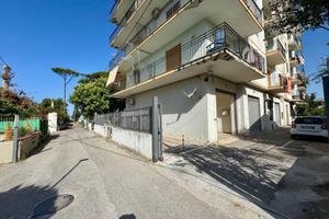 Box / Garage di 20 m² a Capaccio Paestum