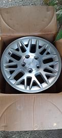    4 cerchi in lega  per Geep Grand cherokee  2700