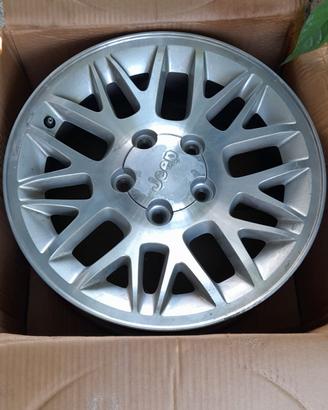    4 cerchi in lega  per Geep Grand cherokee  2700