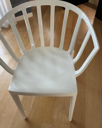 SEDIA KARTELL