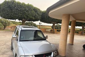 Pajero mitsubishi anno 2003
