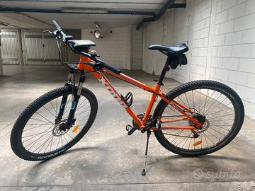 Kona Mahuna Mountain bike 29’