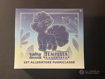 Pokemon Tempesta Argentata Set Allenatore