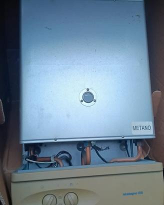 Scaldabagno a gas piccolo