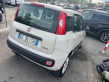 Fiat Panda 0.9 TwinAir Turbo Natural Power Lounge