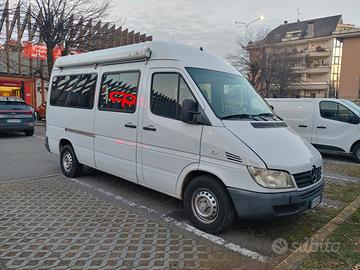 Pulmino MERCEDES Sprinter 9 posti, extra-lungo