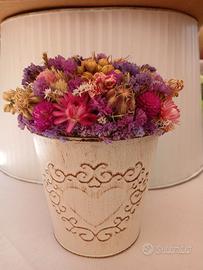 Vaso tondo latta con fiori veri, essiccati