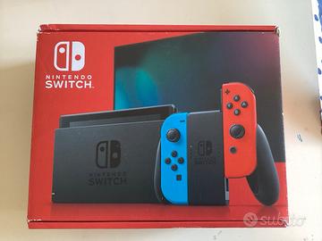 Nintendo switch (2023) con custodia e FC 2024