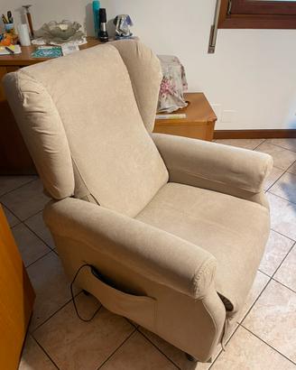 Poltrona medicale (REAMED) alzapersona