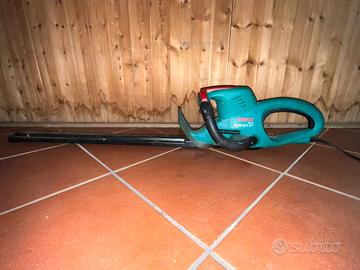 tagliasiepi Bosch AHS 550 24 ST