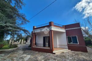 VILLA SINGOLA A POLIGNANO A MARE