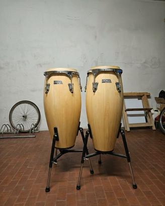 Set Congas Magna Percussion con supporti da terra