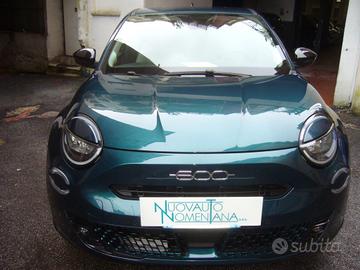 FIAT 600 Hybrid 110CV DCT6 MHEV LaPrima NAVI Azi