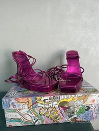Sandali con tacco fucsia metallizzato!