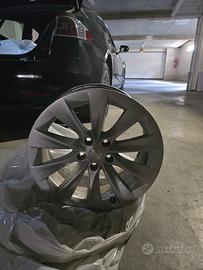 tesla cerchi 19" 