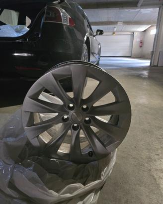 tesla cerchi 19" 