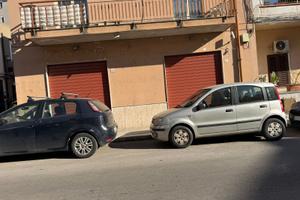 Locale commerciale mq 60 ca due luci,cat C2