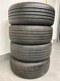 Good Yearr 215/50R18 92V estive