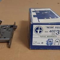 Serratura da infilare per porta in legno 