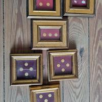 Timbro placcato oro e monete d'oro