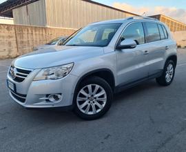 Volkswagen Tiguan 2.0 16V TDI 4 MOTION rend & Fun 