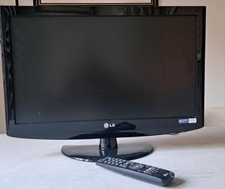 Monitor TV LG 22 pollici + Decoder Digiquest 990