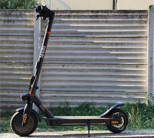 Monopattino elettrico 25km h portata max 120kg