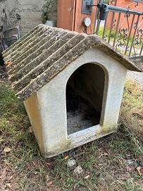Cuccia per cane in cemento