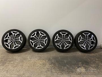 Kit 4 Cerchi 19" Renault IMMACOLATI + Gomme