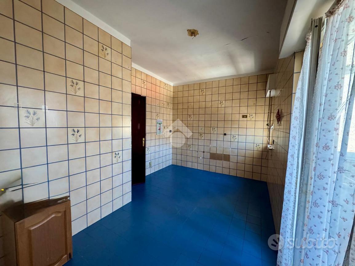 3 LOCALI A PALERMO - Altro