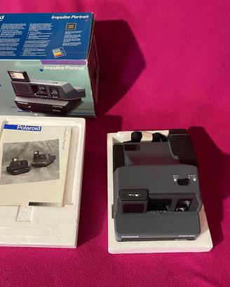 Fotocamera vintage Polaroid Impulse Portrait.