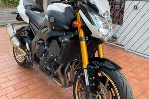 Yamaha FZ8