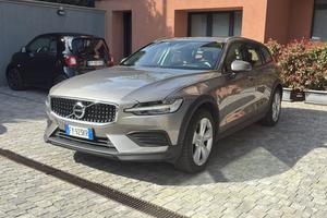 Volvo V60 Cross Country 2.0 d4 Geartronic Pro AWD