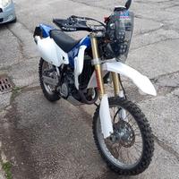 Suzuki drz 400