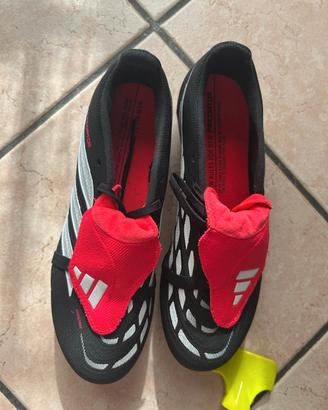 Scarpe da Calcio Adidas Predator nuove