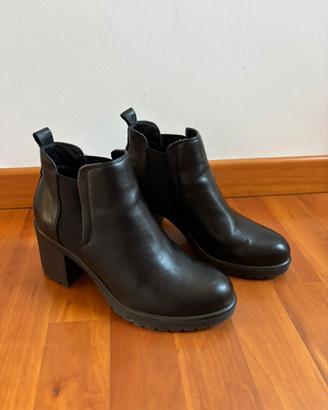 Stivaletti bassi neri 40/41 tacco largo 7 cm