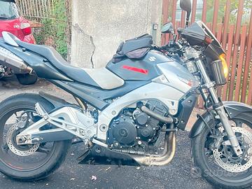  Suzuki 600 con 40,000 chilometri