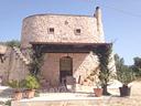 trullo-esclusivo-ostuni-giardino-2camere2bagni-a-c