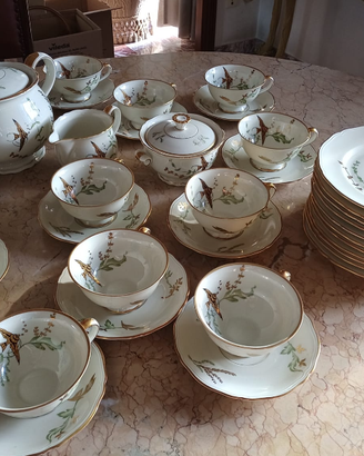 Servizio da Tè Vintage in Porcellana e Oro