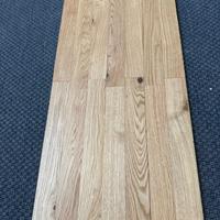 Parquet listello rovere poco nodato a Milano