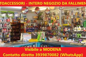 NEGOZIO AUTOACCESSORI da fallimento - INTERO STOCK