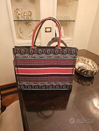Maxi Shopper Jacquard Multicolor – Ideale per Mare