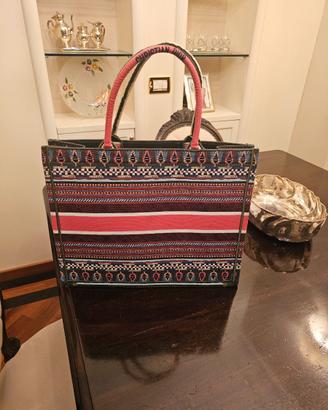 Maxi Shopper Jacquard Multicolor – Ideale per Mare