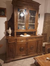 Soggiorno antico in noce