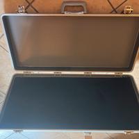 Case rigido per synt e pedaliere