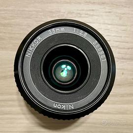 Nikon 35mm f2,8