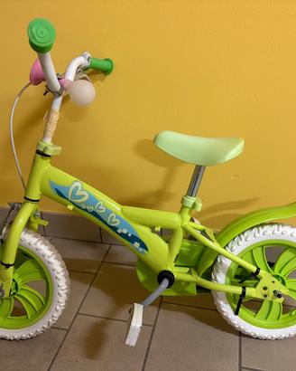 Bici Pampers rotelle con ruote piene