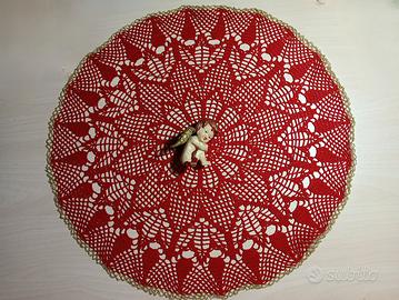 centrino rosso all' uncinetto per Natale Mandala 