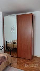 Armadio due ante scorrevoli